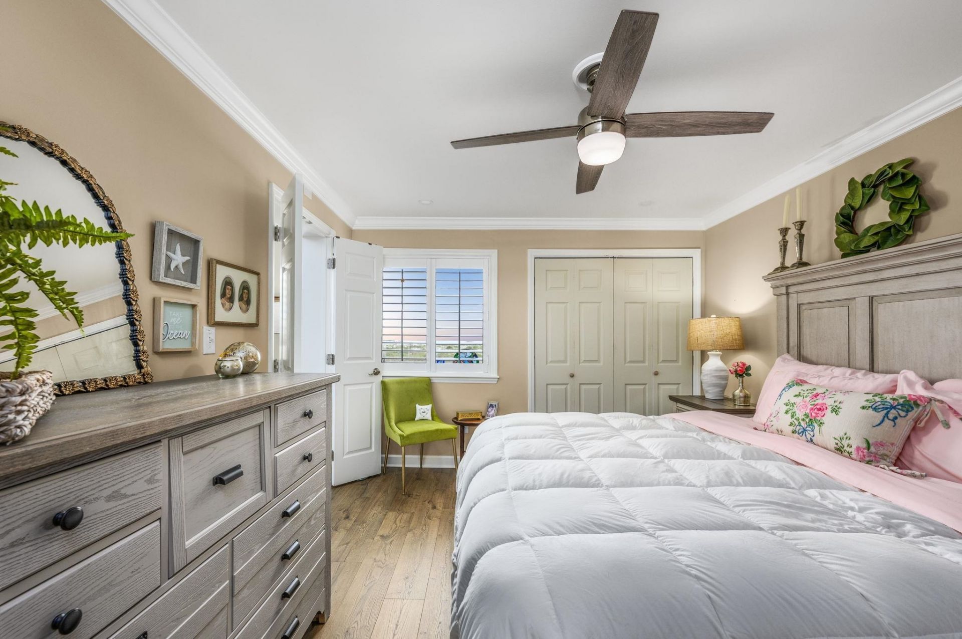 6309 Ocean Blvd. N Photo 9