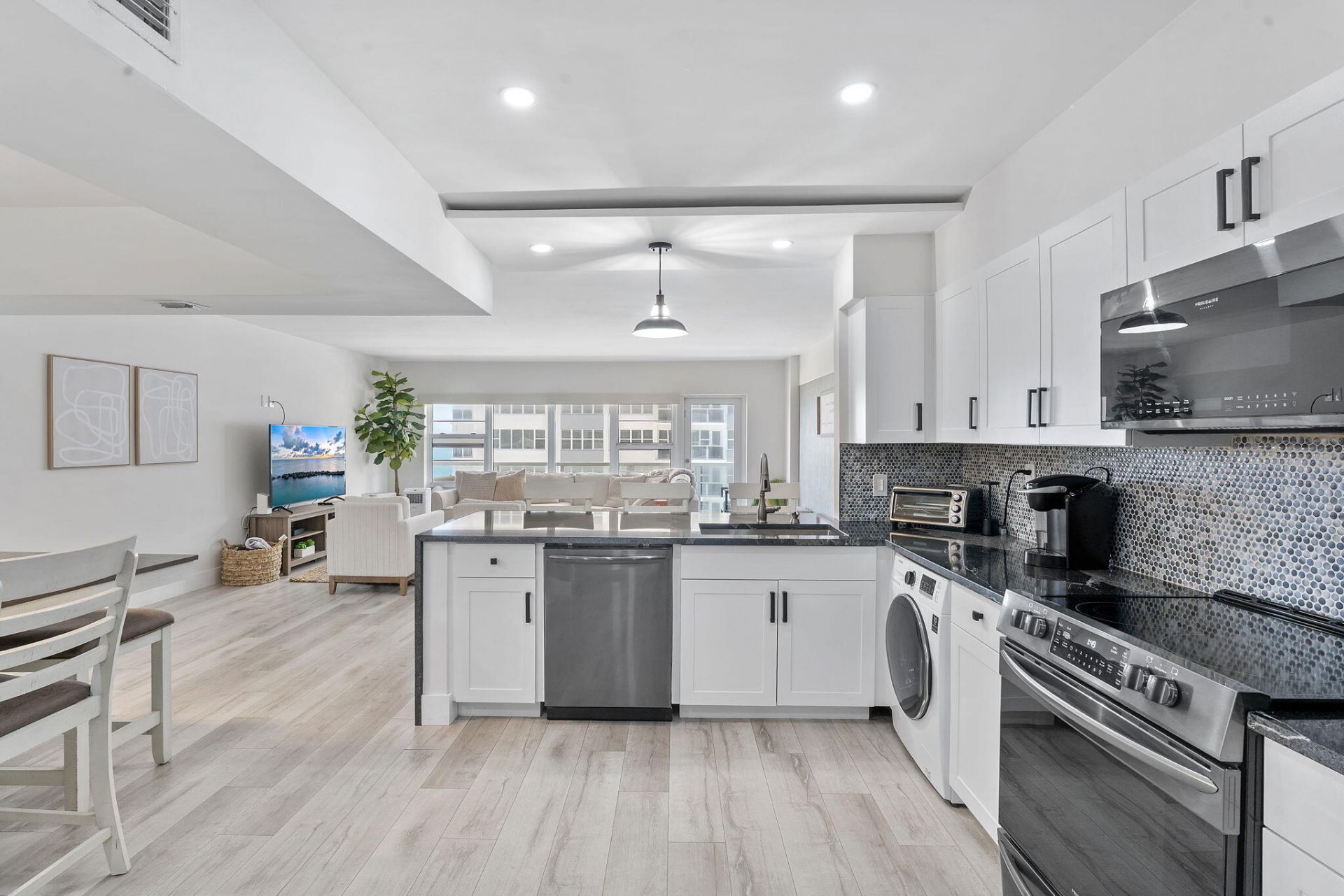 3750 Galt Ocean Drive, Unit 1002, Fort Lauderdale, FL 33308 Photo