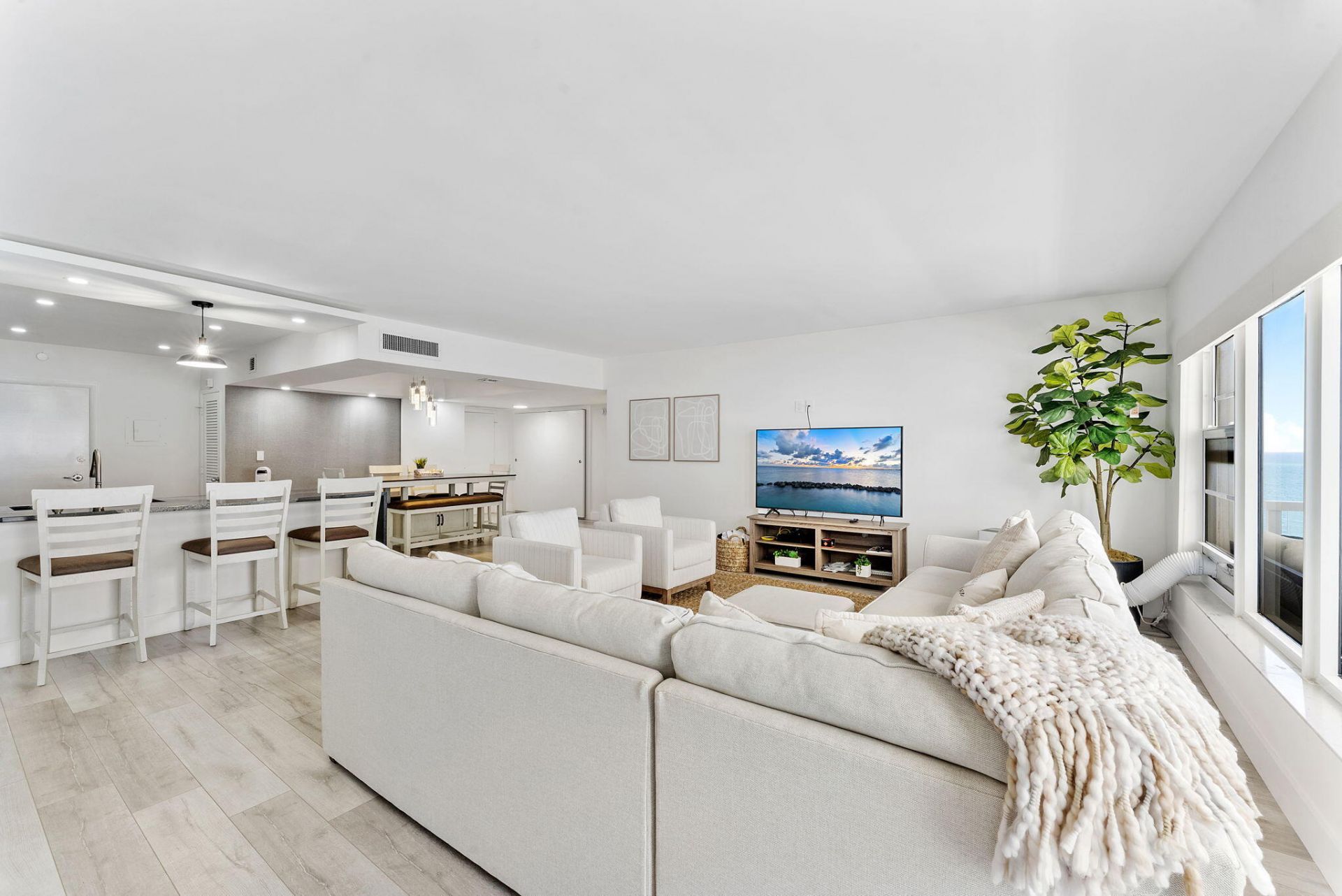 3750 Galt Ocean Drive, Unit 1002, Fort Lauderdale, FL 33308 Photo