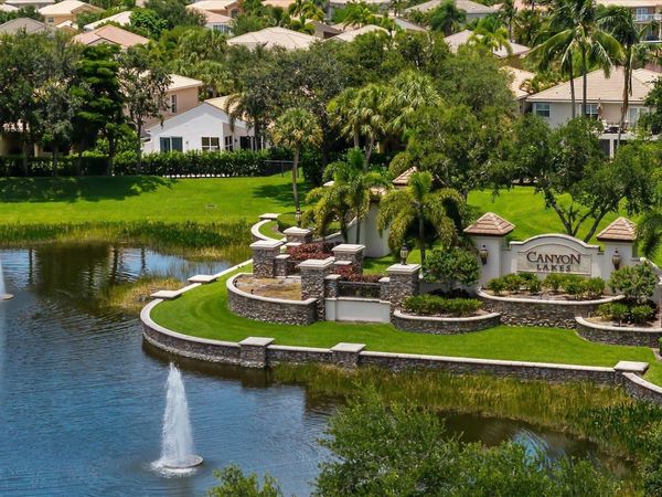 8882 Hidden Acres Drive, Boynton Beach, FL 33473