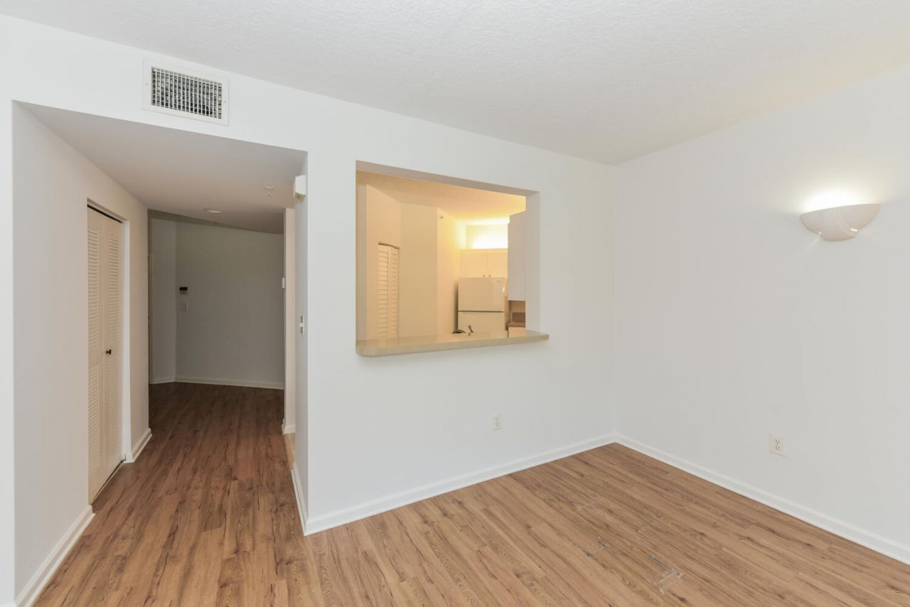 800 Uno Lago Drive, Unit 104, Juno Beach, FL 33408 Photo