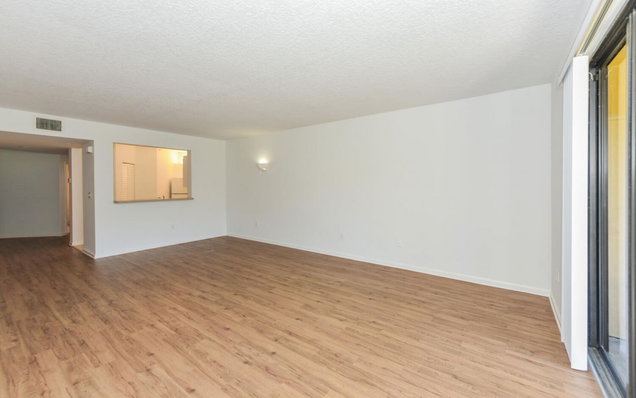 800 Uno Lago Drive, Unit 104, Juno Beach, FL 33408 Photo