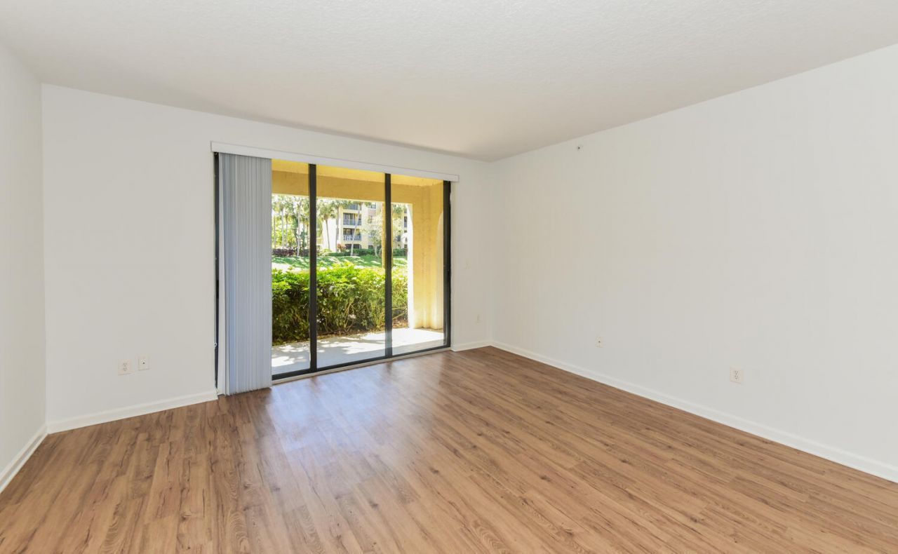 800 Uno Lago Drive, Unit 104, Juno Beach, FL 33408 Photo