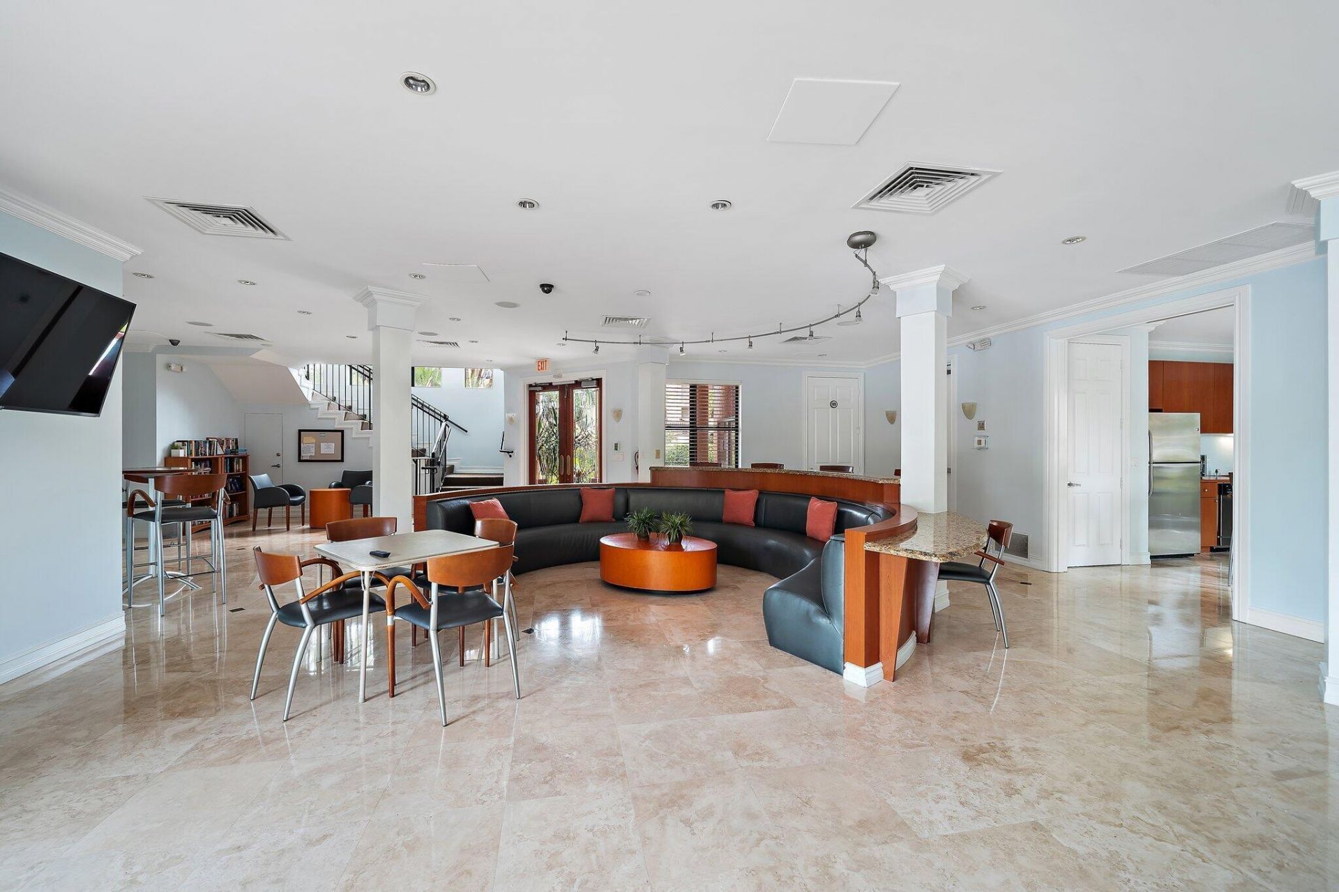800 Uno Lago Drive, Unit 104, Juno Beach, FL 33408 Photo