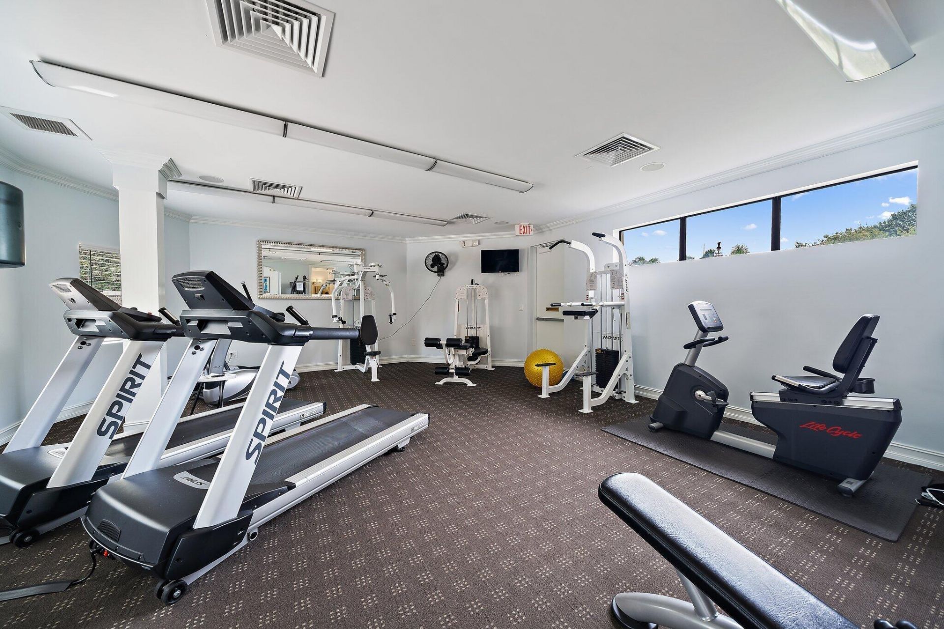 800 Uno Lago Drive, Unit 104, Juno Beach, FL 33408 Photo