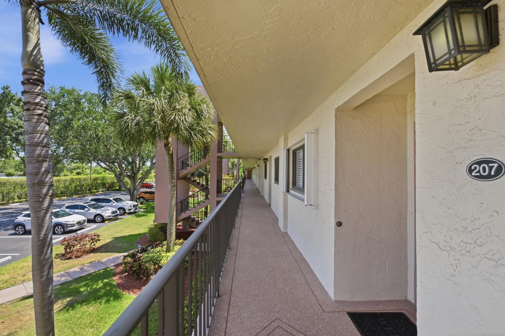 15461 Pembridge Drive, Unit 207, Delray Beach, FL 33484 Photo
