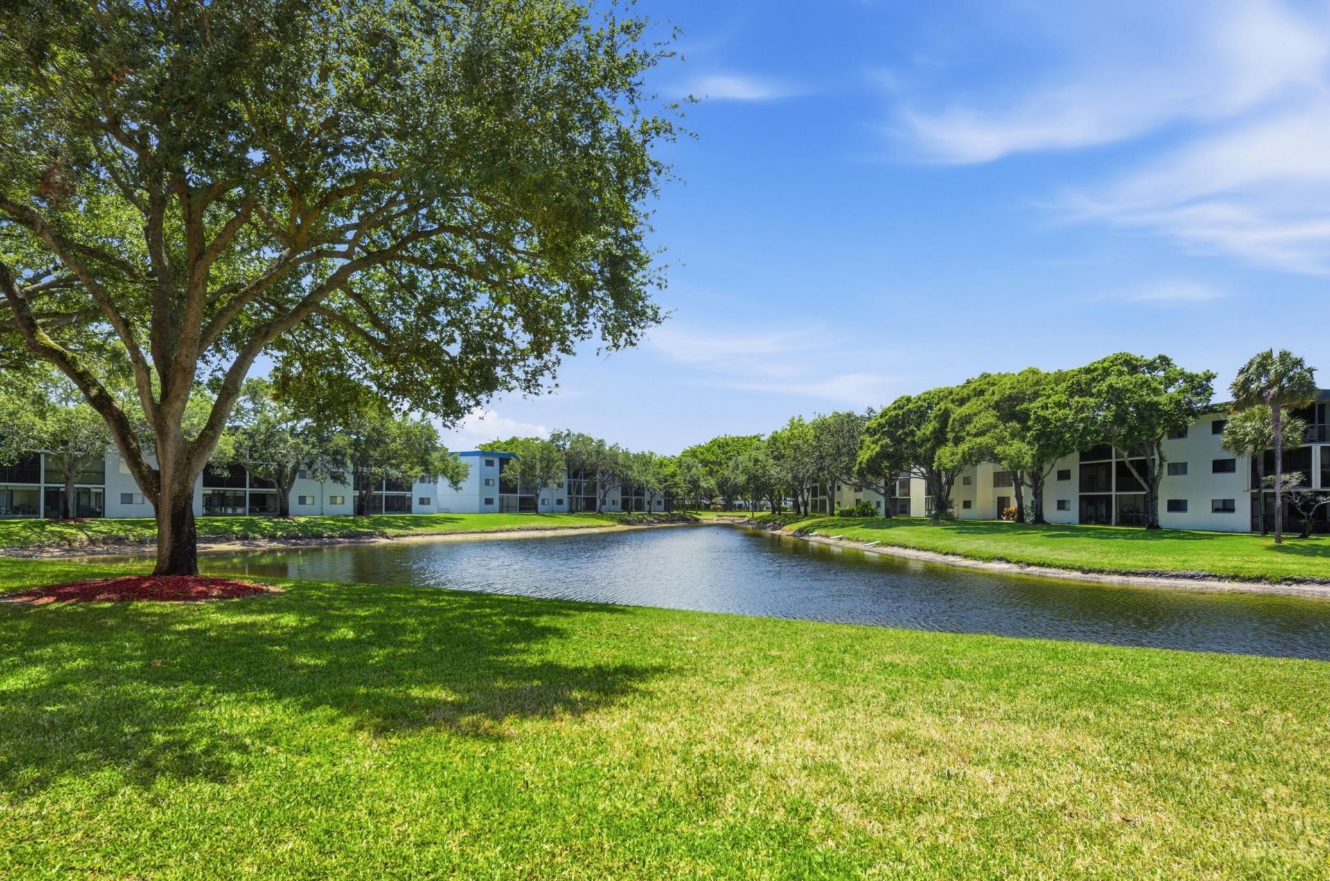 15461 Pembridge Drive, Unit 207, Delray Beach, FL 33484 Photo