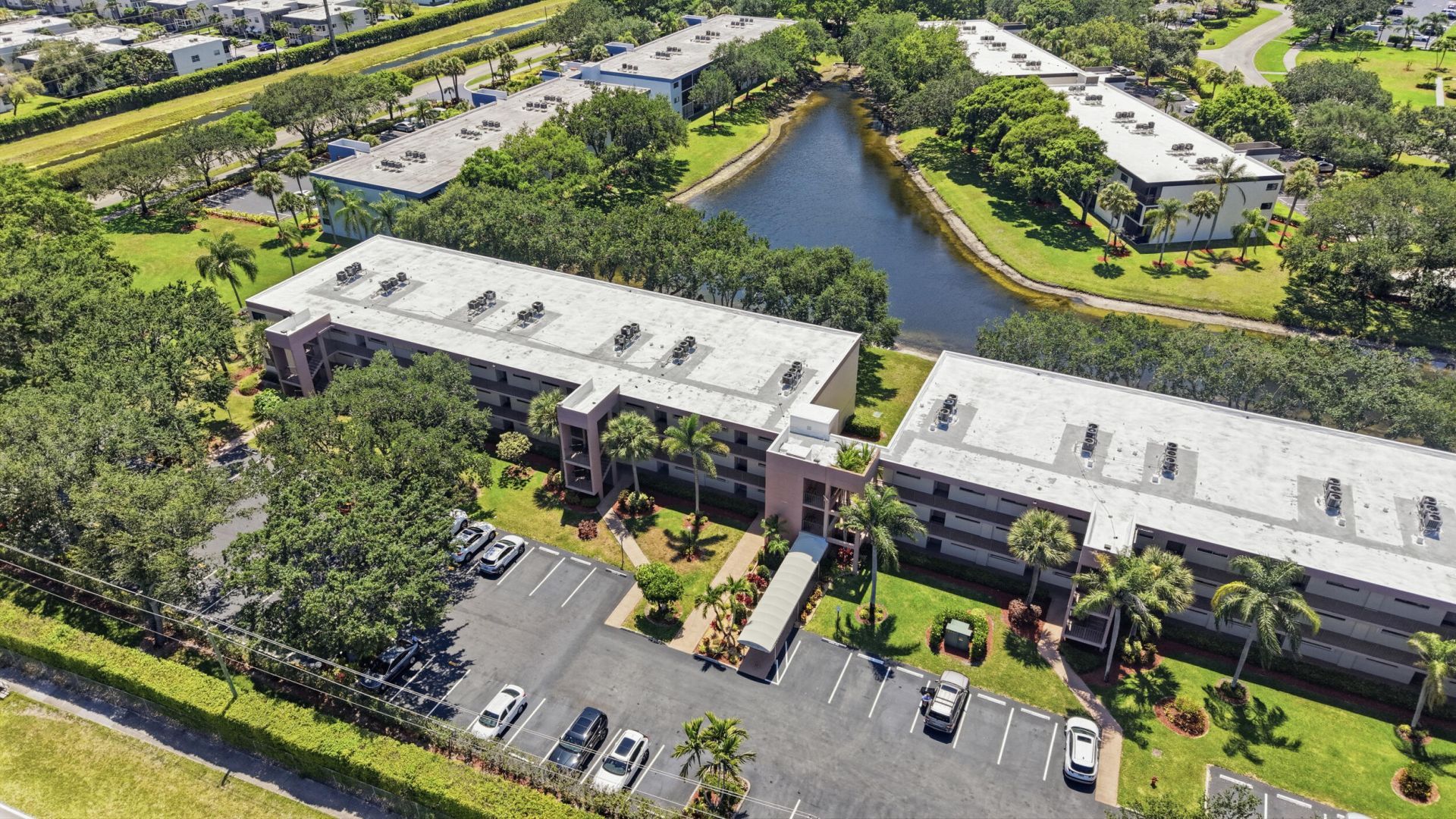 15461 Pembridge Drive, Unit 207, Delray Beach, FL 33484 Photo