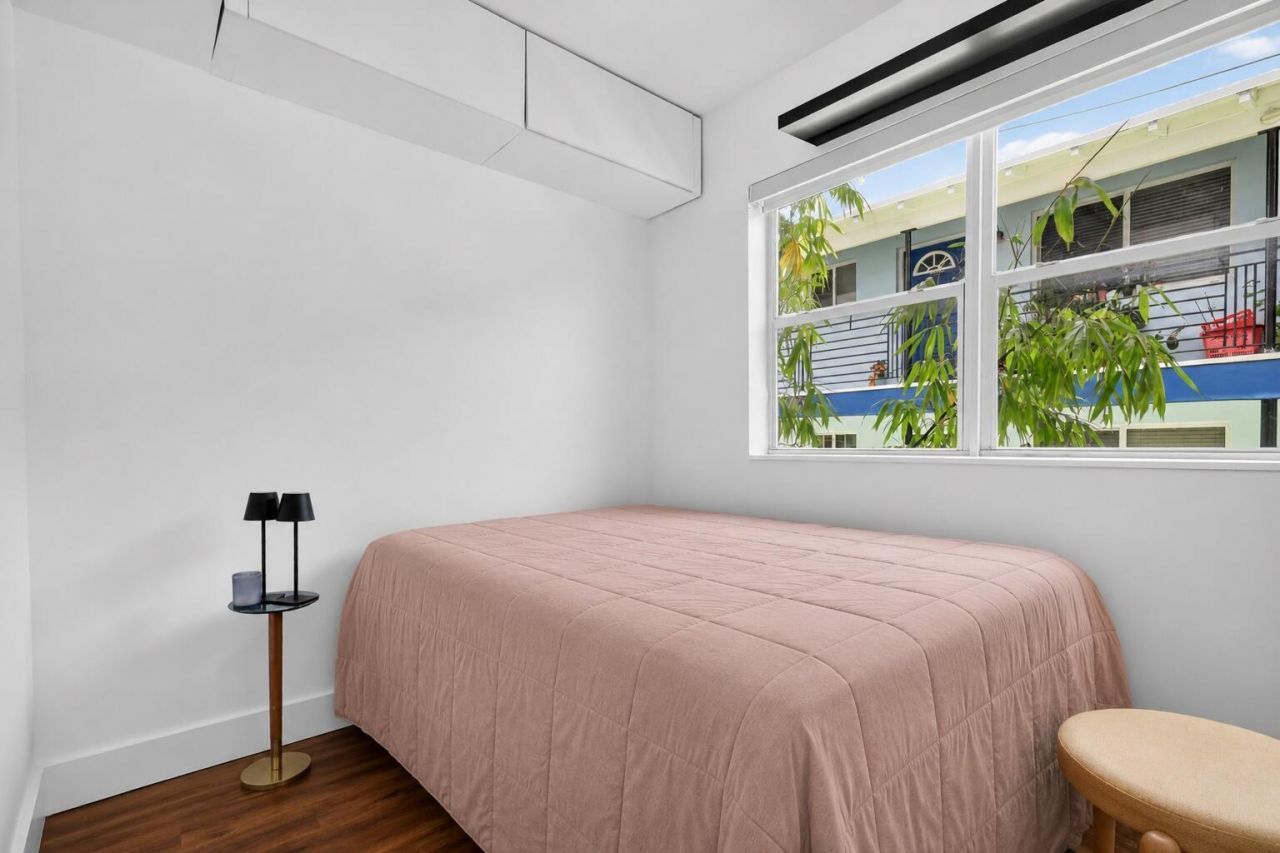 1446 Lenox Avenue, Unit 5, Miami Beach, FL 33139 Photo