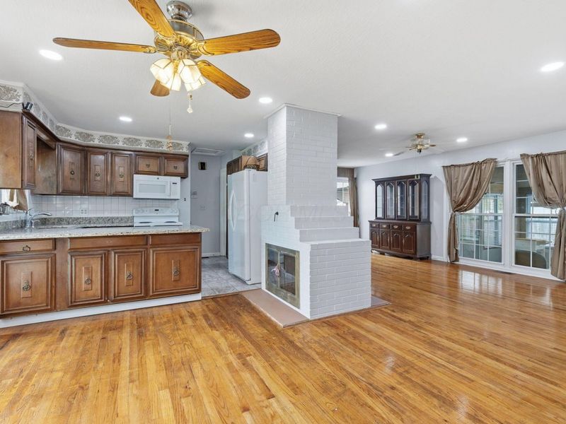 2913 Gerbert Road , Columbus, OH 43224 Photo 9