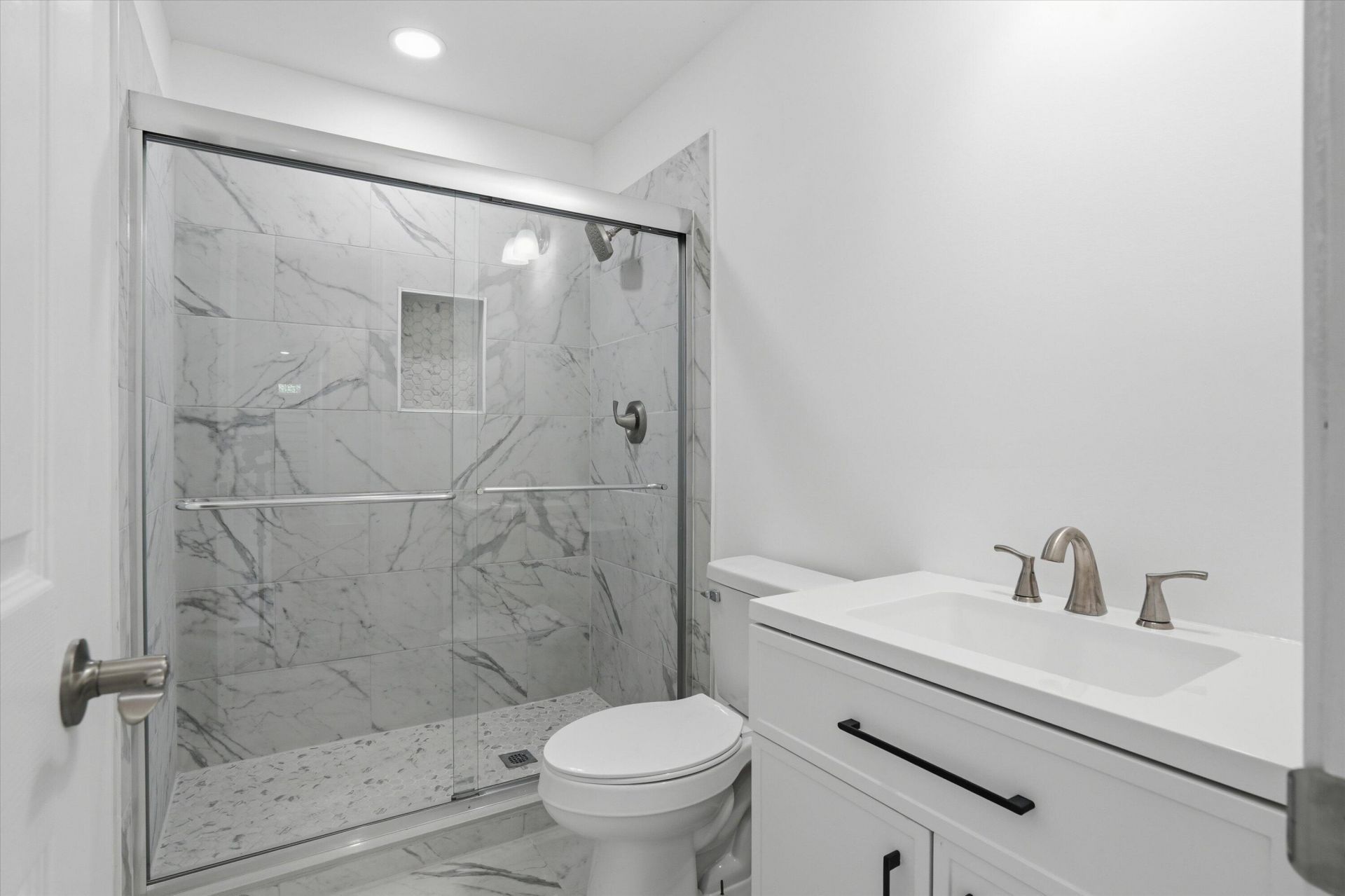 101 Hanover Court Photo 21