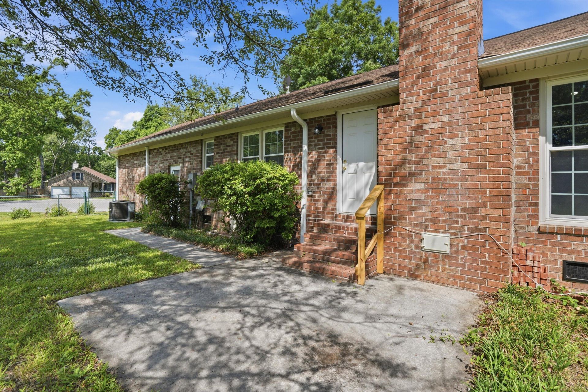 101 Hanover Court Photo 29
