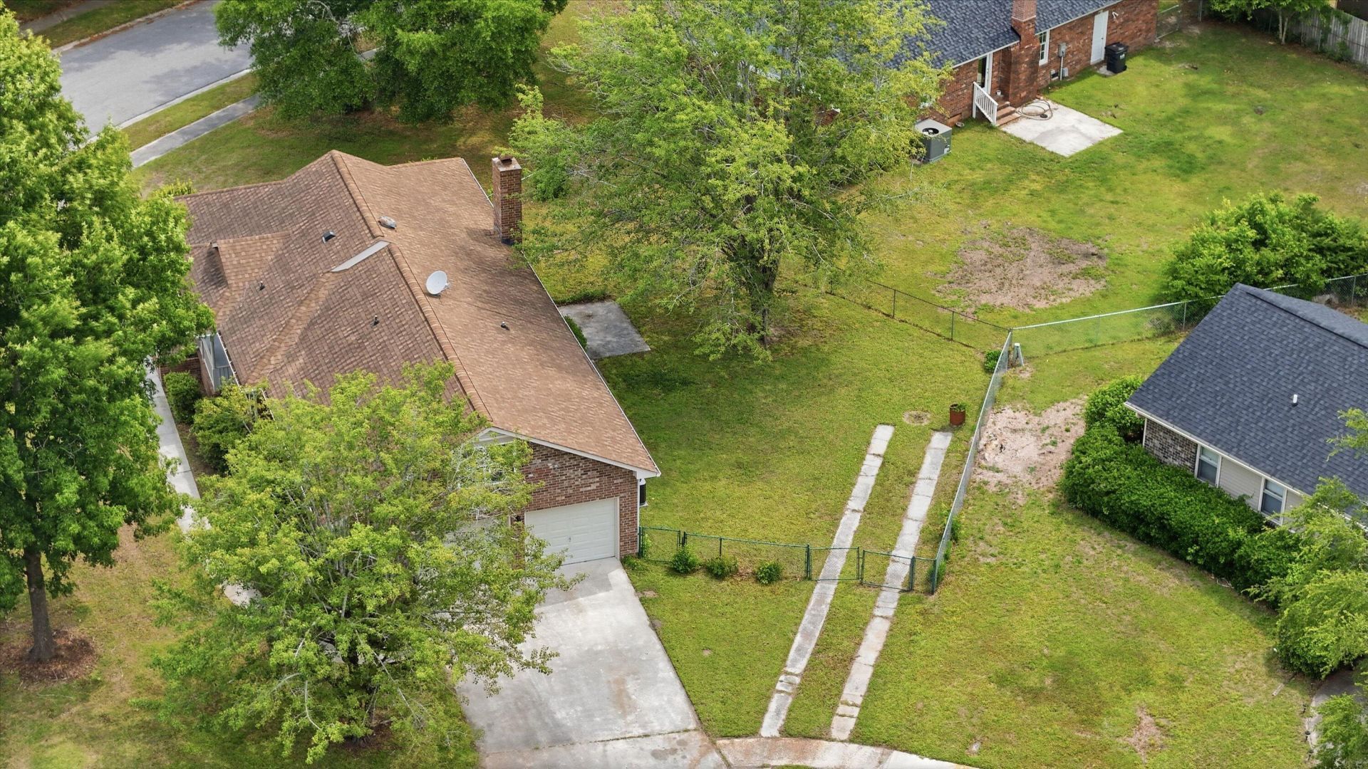101 Hanover Court Photo 34