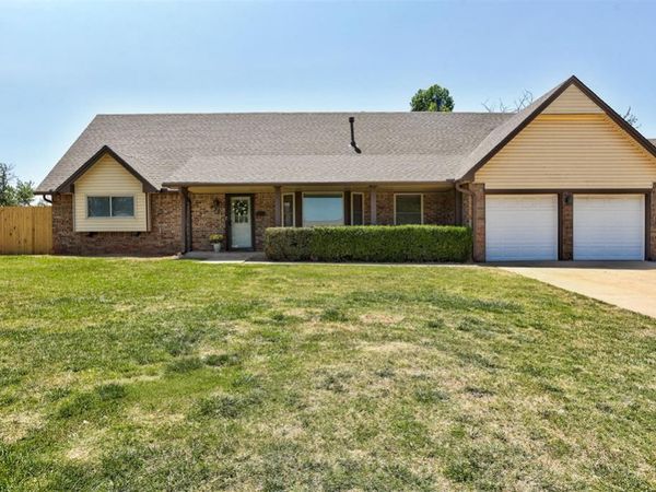 7201 N Hammond Avenue, Oklahoma City, OK 73132