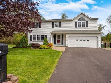 7626 Sandy Lane, Syracuse, NY 13212