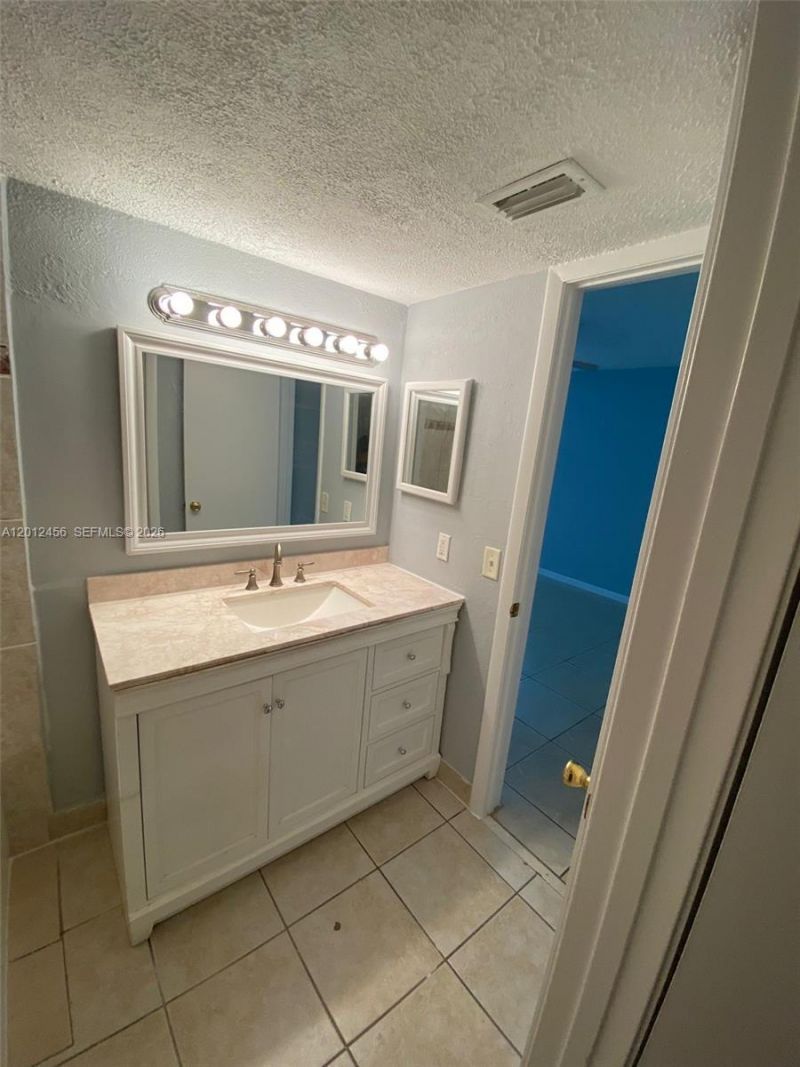 1042 Adams Ave, Unit 1042B, Homestead, FL 33034 Photo