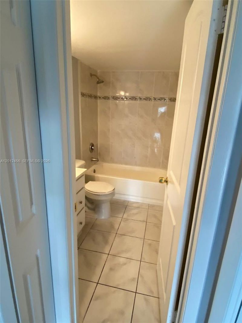 1042 Adams Ave, Unit 1042B, Homestead, FL 33034 Photo