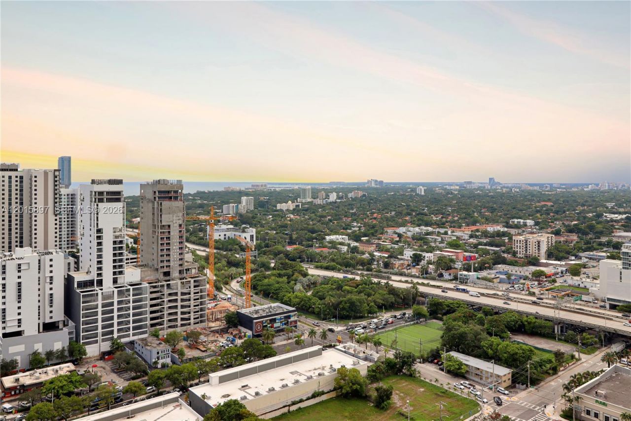 185 SW 7th St , Unit 2900, Miami, FL 33130 Photo