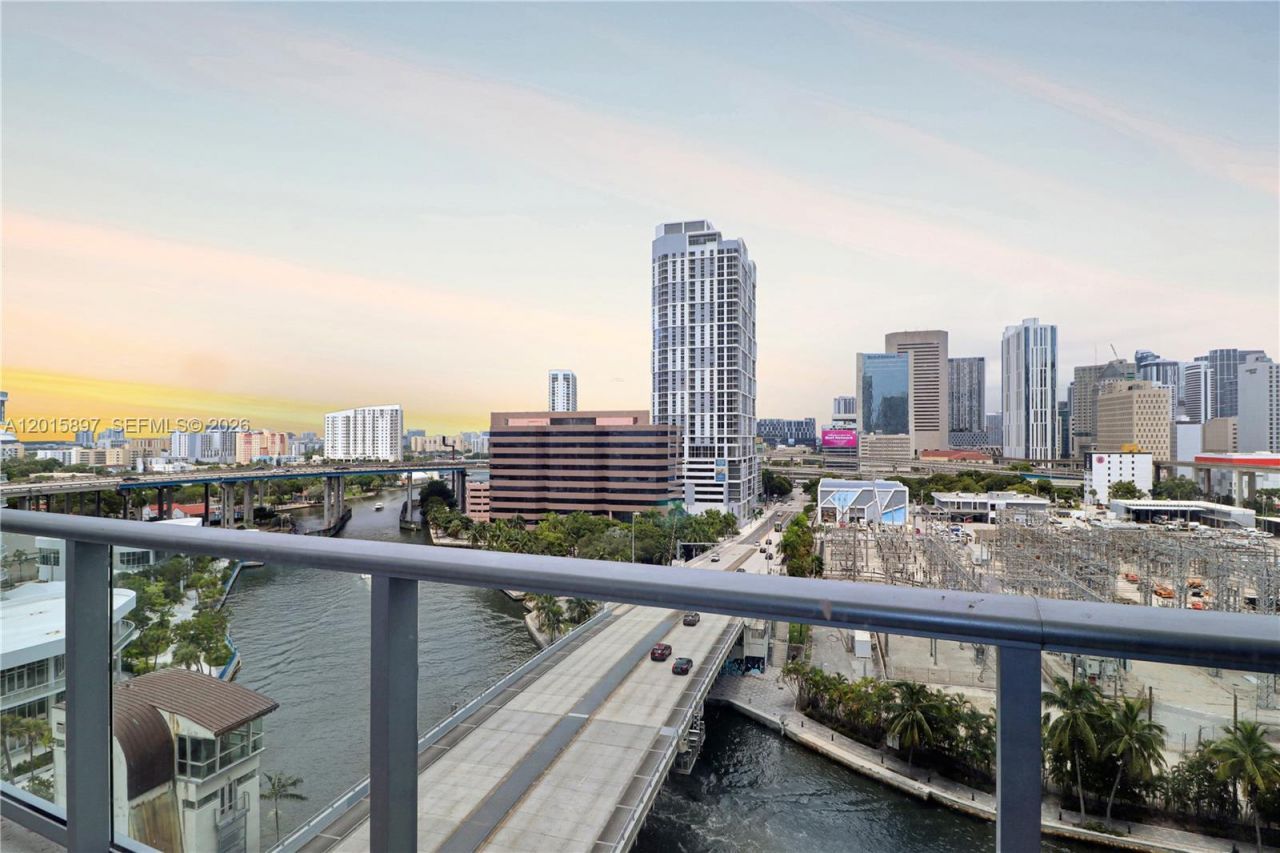 185 SW 7th St , Unit 2900, Miami, FL 33130 Photo