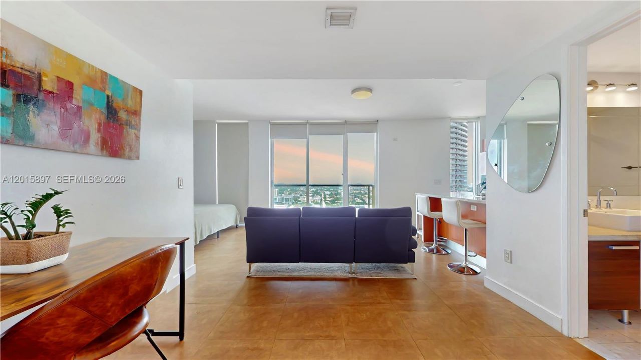 185 SW 7th St , Unit 2900, Miami, FL 33130 Photo
