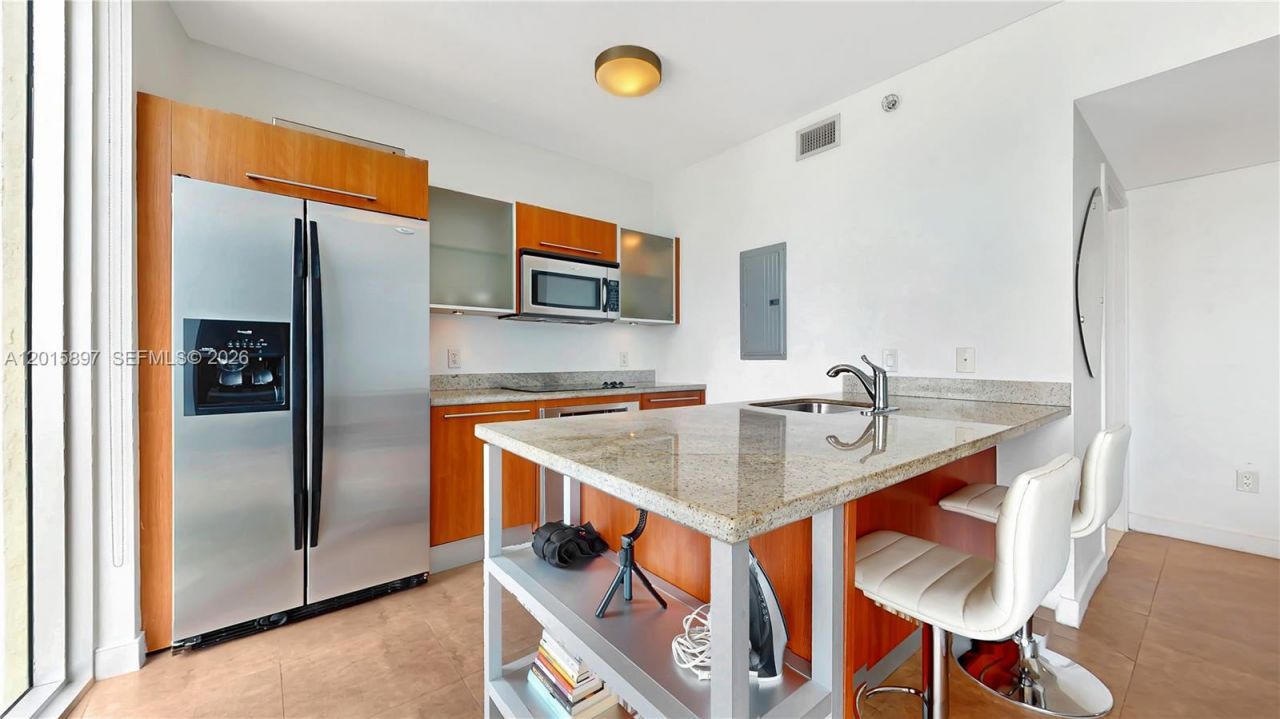 185 SW 7th St , Unit 2900, Miami, FL 33130 Photo