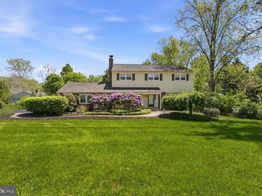 1422 GRAND OAK LANE, WEST CHESTER, PA 19380