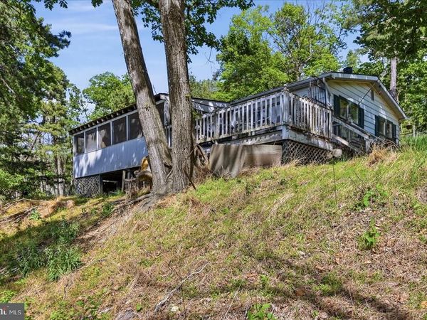 406 RED FERN LANE, AUGUSTA, WV 26704