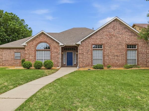 1146 Oakhurst Street, Denton, TX 76210