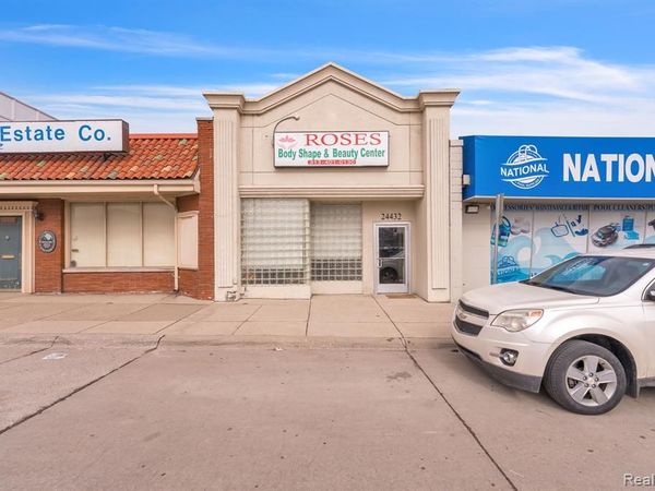 24432 Michigan Avenue , Dearborn, MI 48124