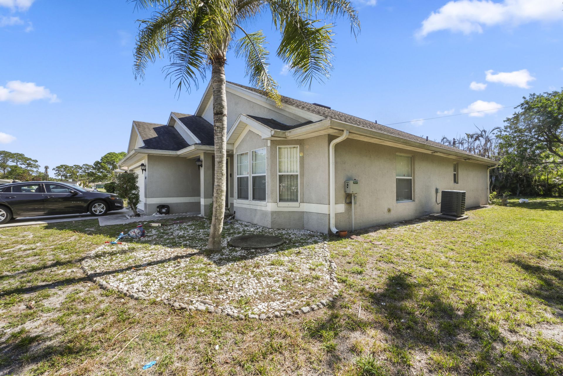 609 NW Cardinal Drive, Port Saint Lucie, FL 34983 Photo