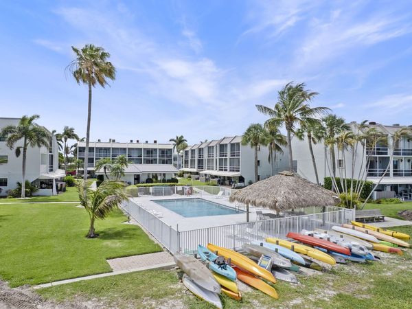 1300 Seaway Drive, Unit 7, Fort Pierce, FL 34949