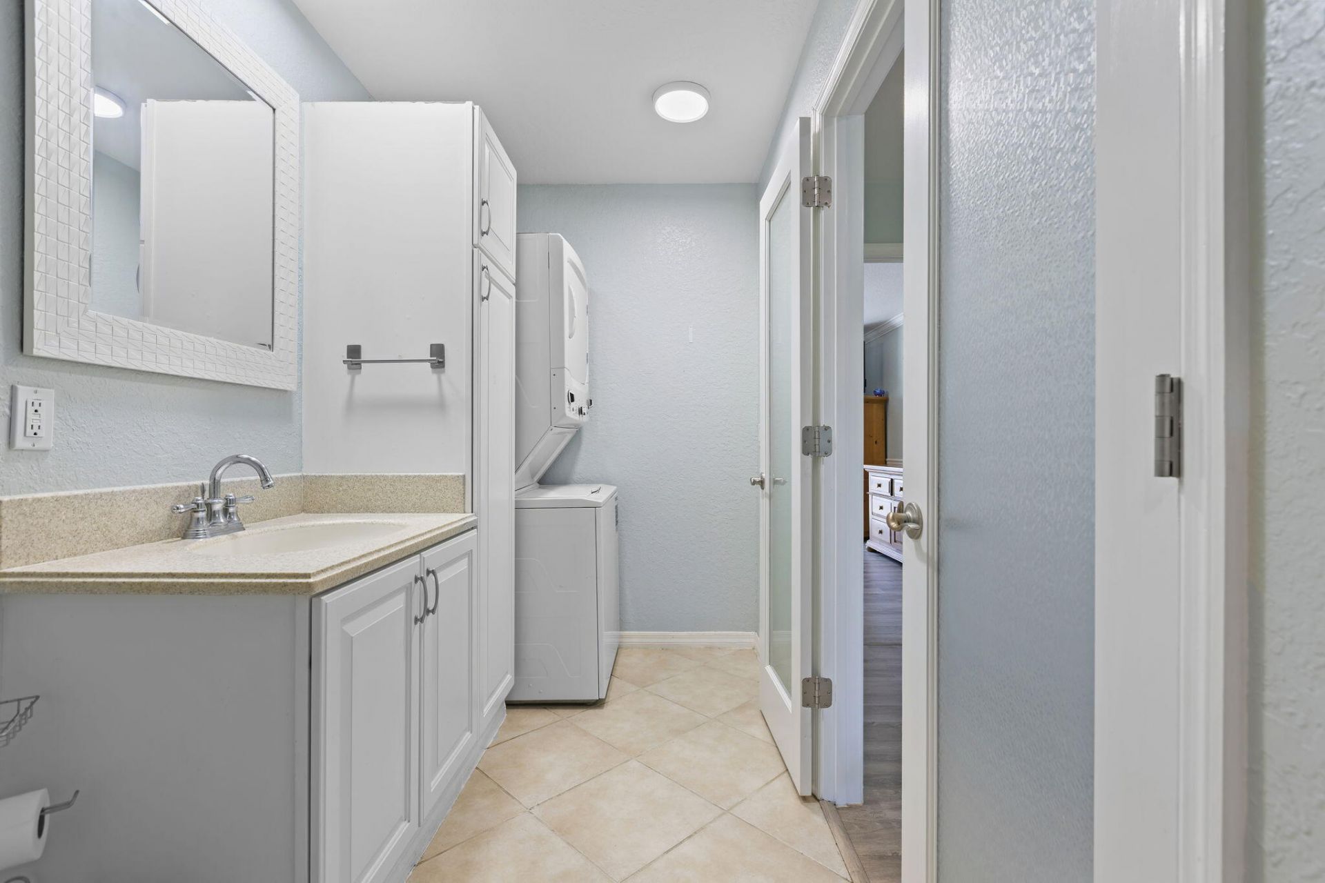 1300 Seaway Drive, Unit B7, Fort Pierce, FL 34949 Photo