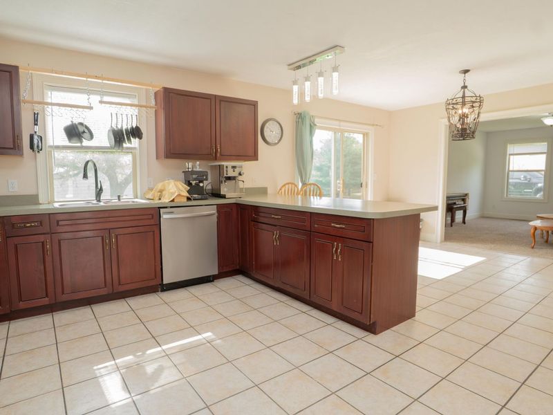 2320 Worthington Drive, Troy, OH 45373 Photo 7