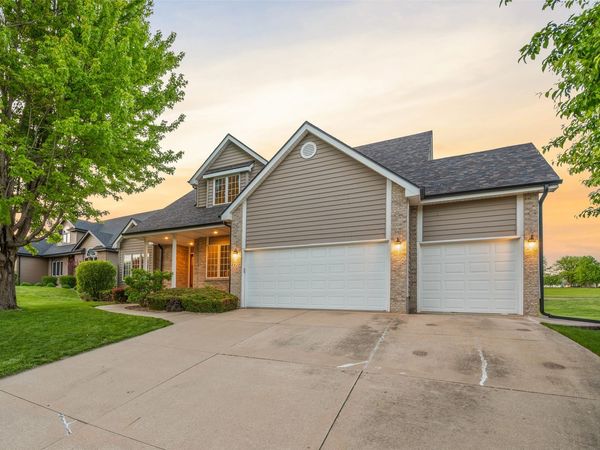 4920 Claremont Court, Pleasant Hill, IA 50327