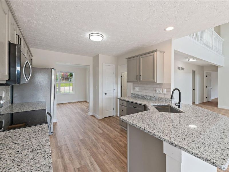 145 Stablewatch Court, Monroe, OH 45050 Photo 10