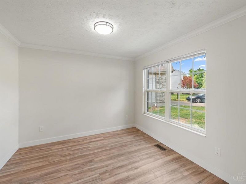145 Stablewatch Court, Monroe, OH 45050 Photo 4
