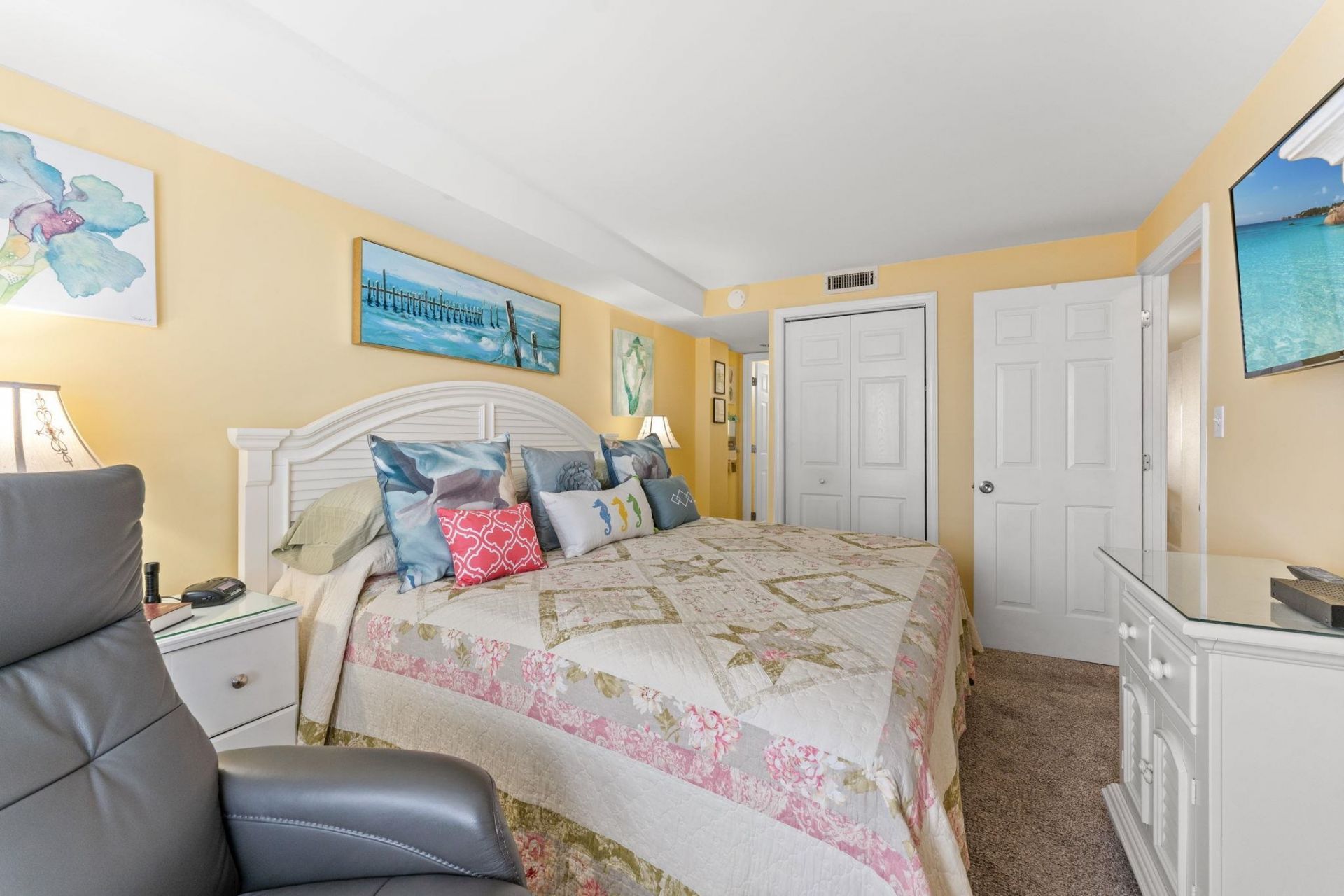 5511 N Ocean Blvd. Photo 13
