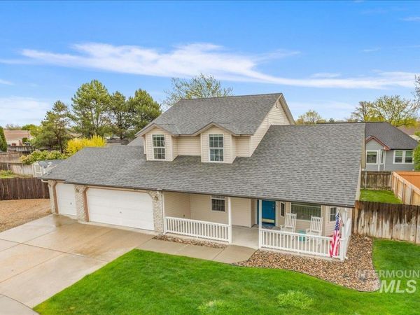 413 Summer Ct, Nampa, ID 83686