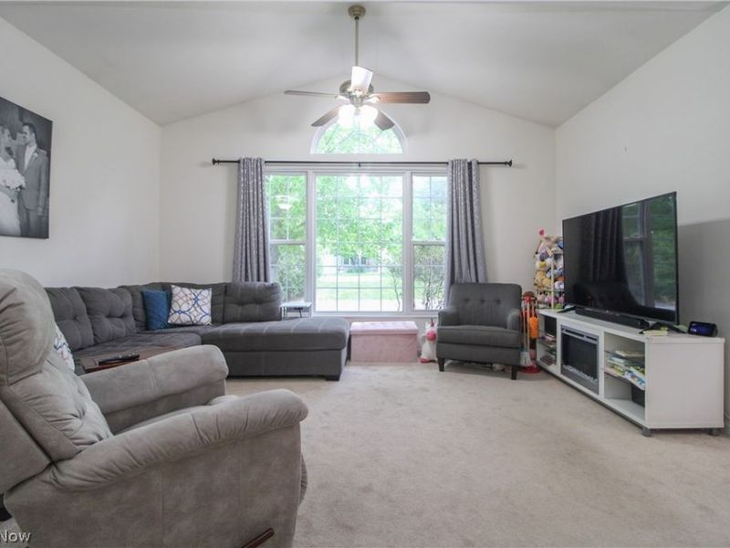 276 Wilcox Road , Austintown, OH 44515 Photo 4