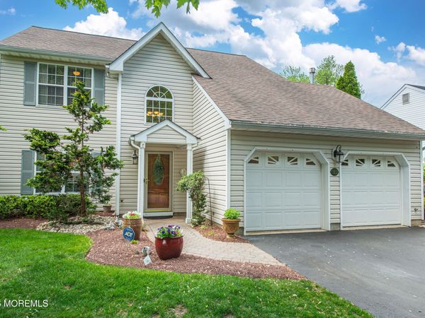 91 Nutmeg Road, Aberdeen, NJ 07747