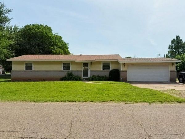 300 Division Street, Arcadia, OK 73007