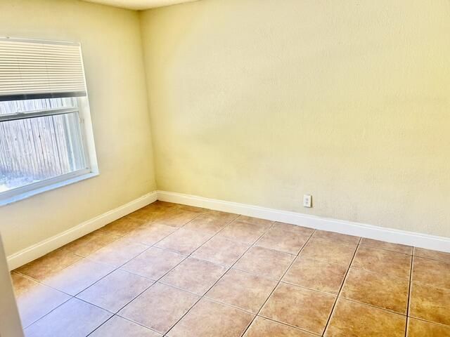 5447 Twin Oakes Road, Greenacres, FL 33463 Photo