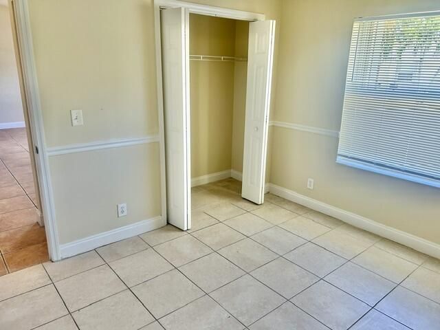 5447 Twin Oakes Road, Greenacres, FL 33463 Photo