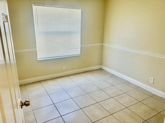 5447 Twin Oakes Road, Greenacres, FL 33463 Photo