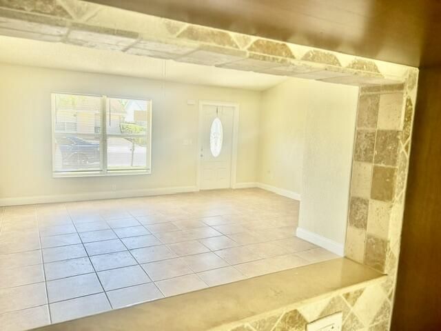 5447 Twin Oakes Road, Greenacres, FL 33463 Photo