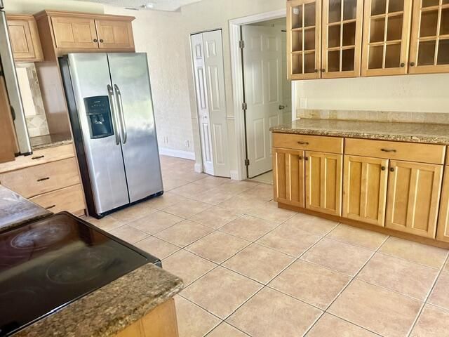5447 Twin Oakes Road, Greenacres, FL 33463 Photo