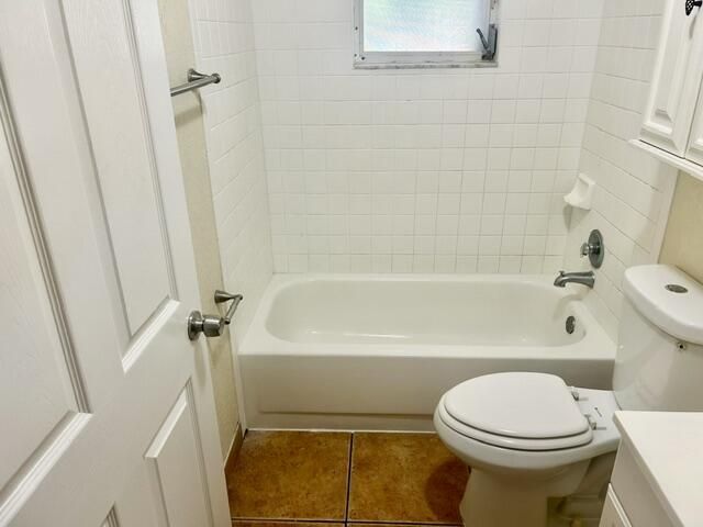 5447 Twin Oakes Road, Greenacres, FL 33463 Photo