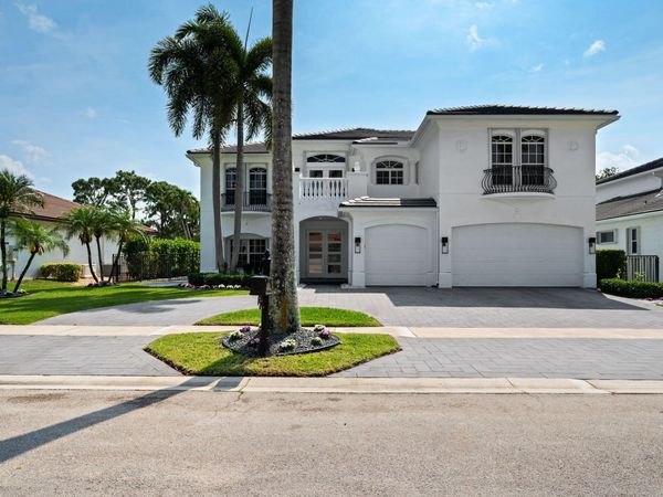 16014 Laurel Creek Drive, Delray Beach, FL 33446