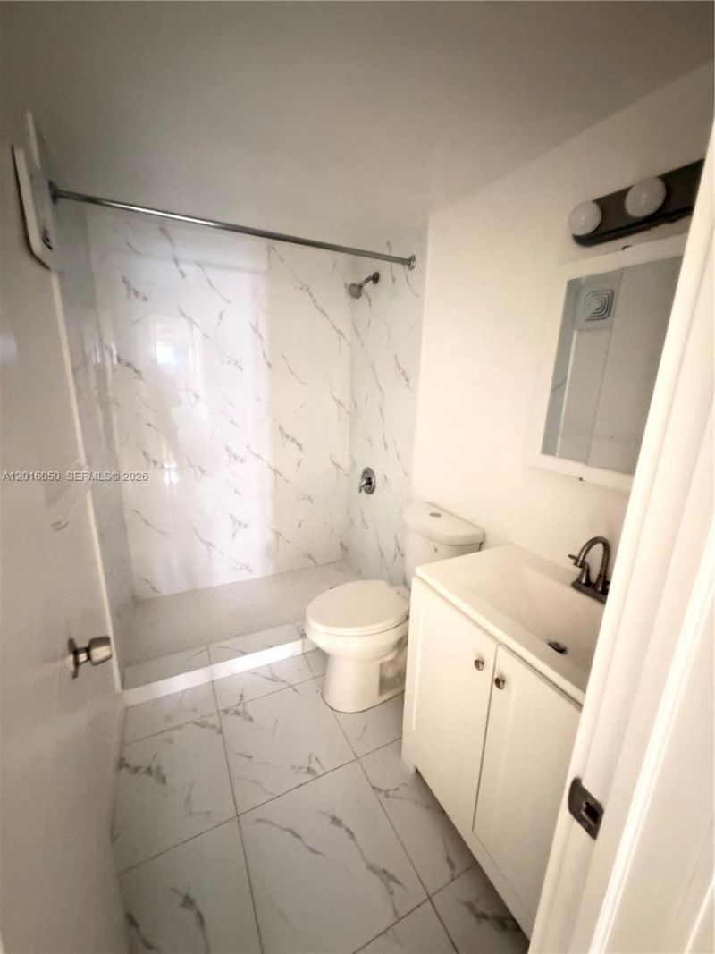 1234 SW 5th St , Unit 2, Miami, FL 33135 Photo