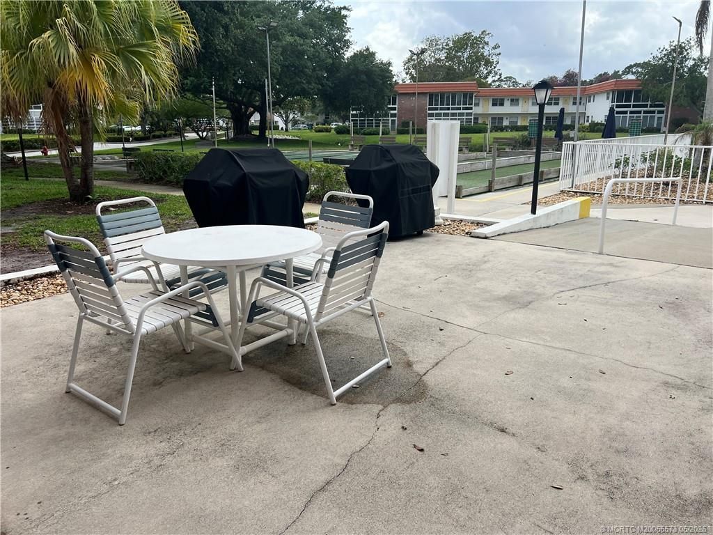 1225 NW 21st Street, Unit 8-805, Stuart, FL 34994 Photo